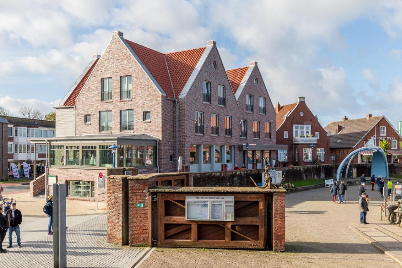 Mingers Hotel Neuharlingersiel Exterior photo